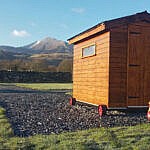 Dolgam Campsite, Capel Curig - chicken coop glamping Dolgam Campsite, Capel Curig - chicken coop glamping